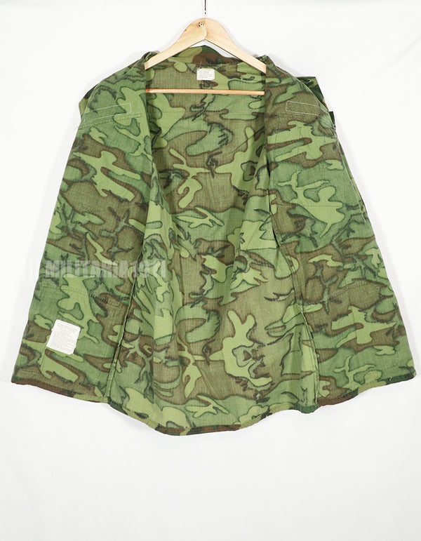 Real 1969 Ripstop fabric ERDL Fatigue jacket, used, with patches.