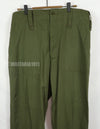 Vintage British Army OD baker pants lightweight men's trousers, used, 1980s.