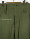 Vintage British Army OD baker pants lightweight men's trousers, used, 1980s.