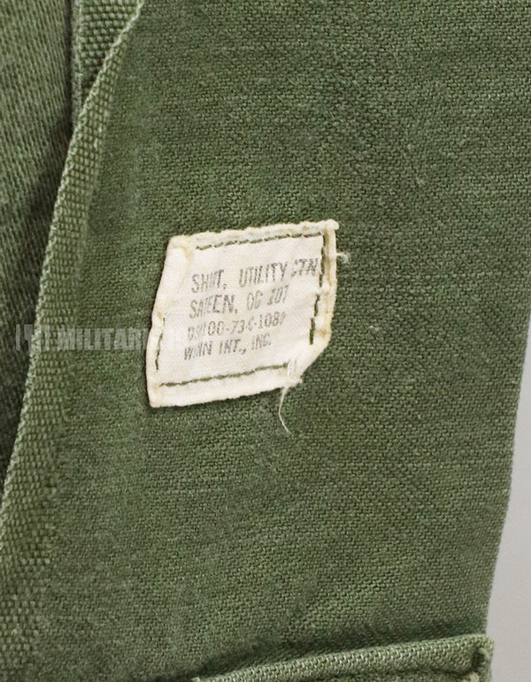 Original Utility Shirt OG-107, made in 1973, postwar lot, good condition, large size.