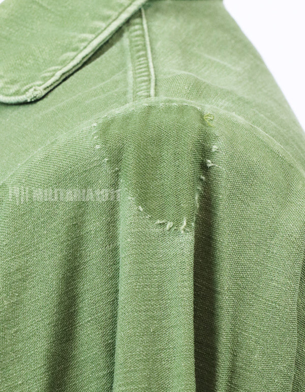 Original Utility Shirt OG-107, made in early 1970's wartime lot with US Army tape & unit patch
