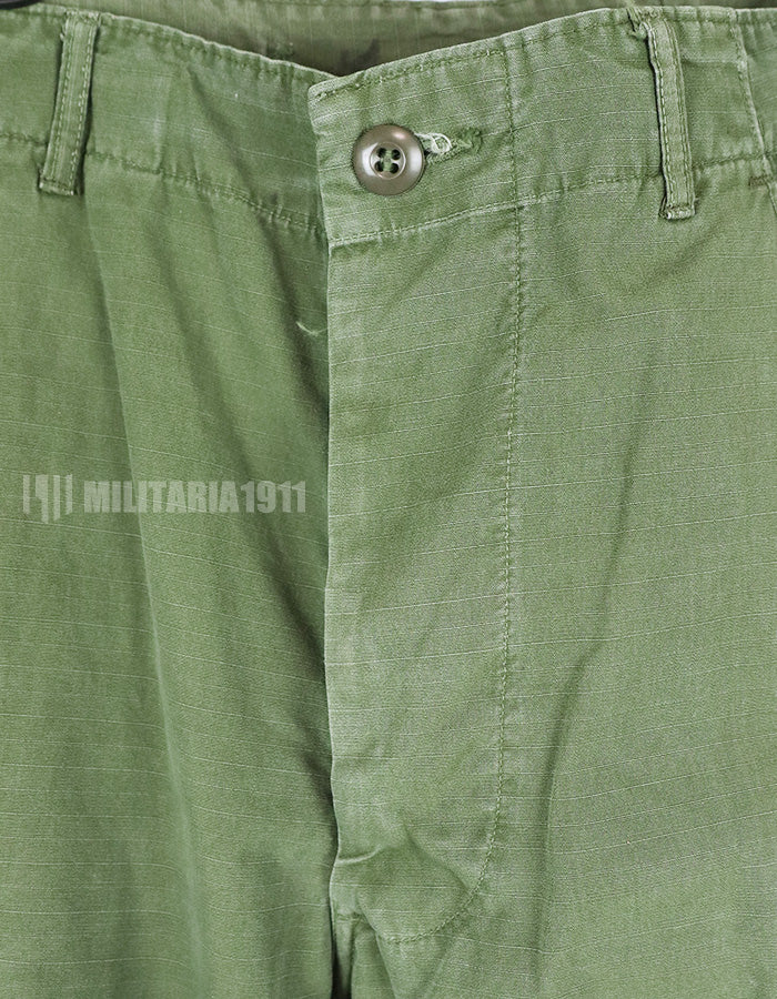 Original late model jungle fatigues pants, ripstop fabric, 1967, used.