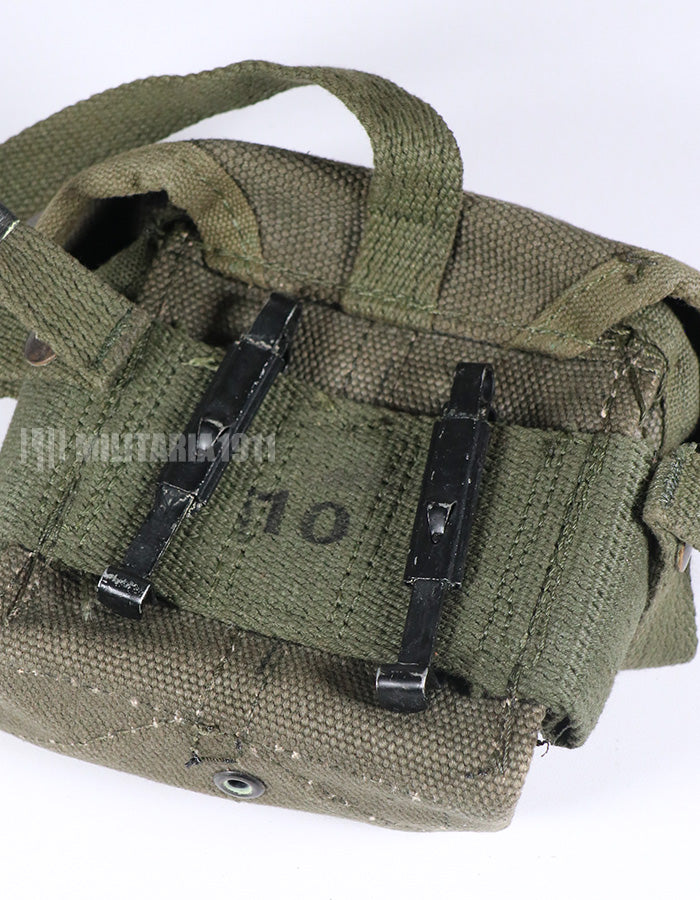 Real U.S. Army M16 A1 20-round magazine ammo pouch, almost unused.